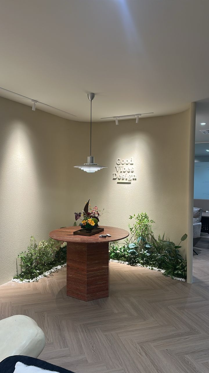 Showroom 3