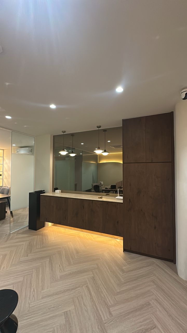 Showroom 5